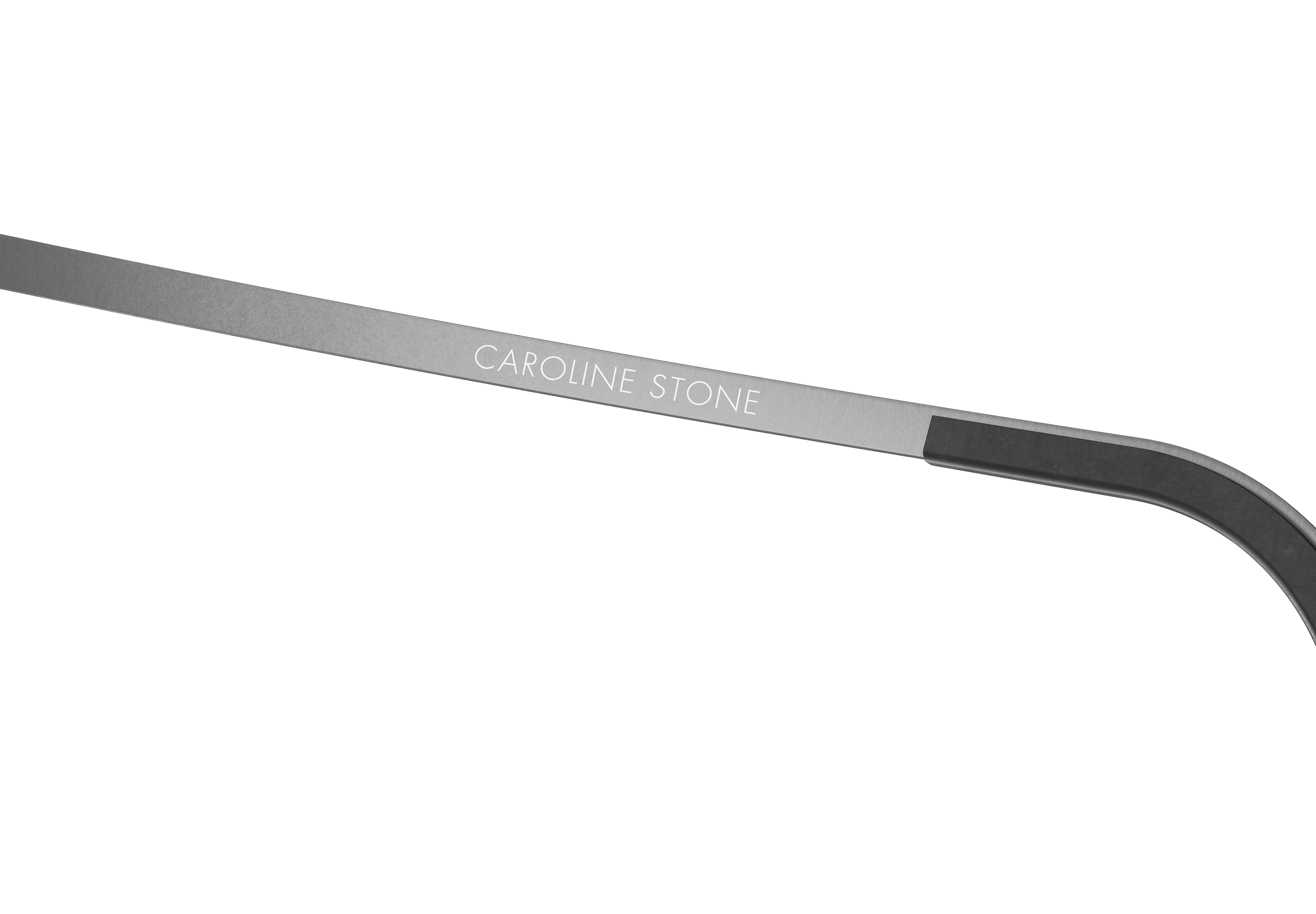Namensgravur auf einer Sonnenbrille aus der Kollektion LINDBERG sun titanium